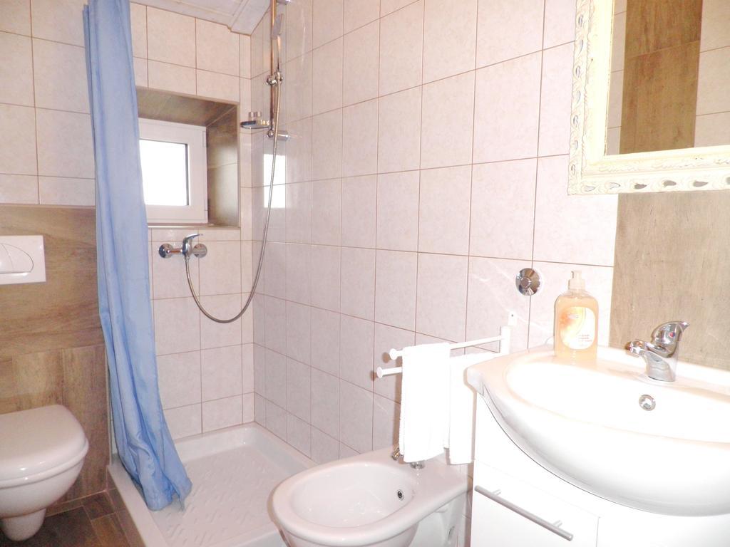 Studio Sijara Apartment โมโตวุน ห้อง รูปภาพ
